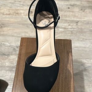 Windsor Black Ankle-Strap Closed-Toe Heel